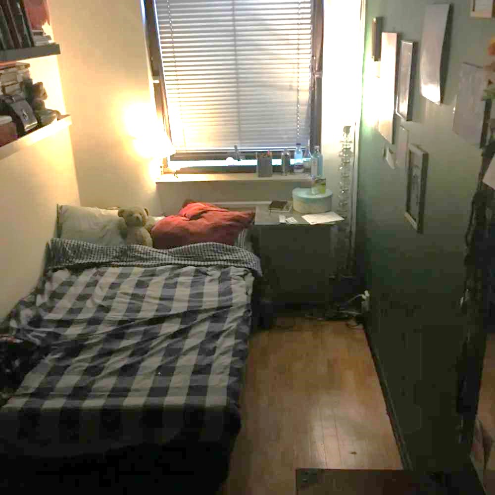 Small Rooms Would Make Depressing Bedrooms