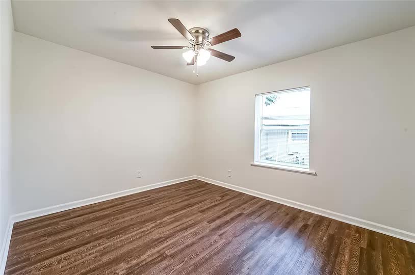 before virtual staging